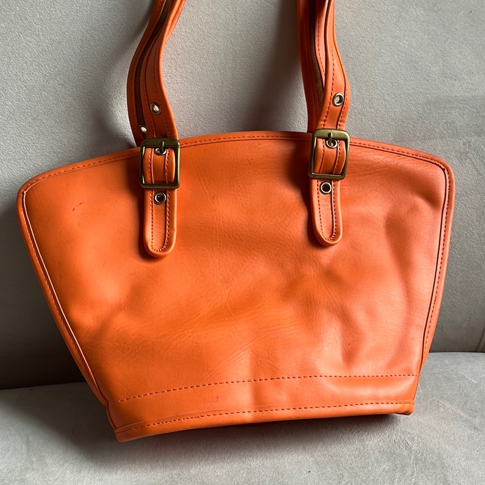 coach spring tangerine bag